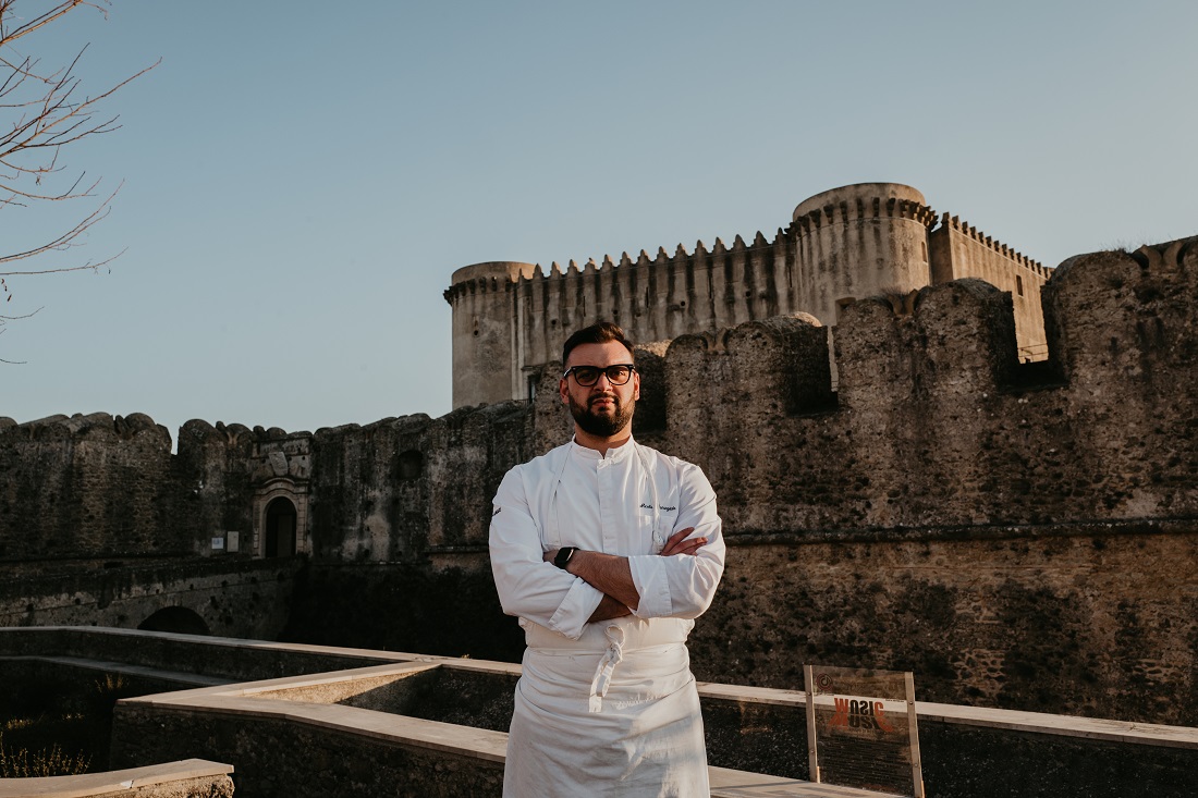 Lo Chef Stellato Nicola Annunziata Martedì 5 Aprile Protagonista A ...